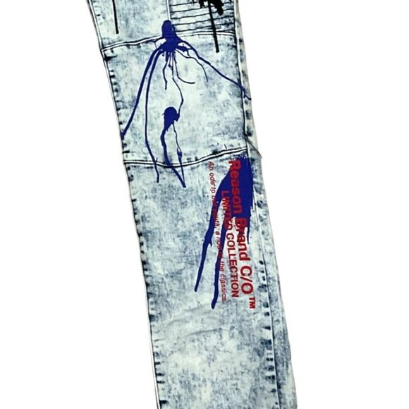 VTG Y2K REASON ACID WASH JEANS SZ 34 X 33 MOTO GRAPHIC PRINT ZIPPER POCKET MENS - Picture 3 of 8